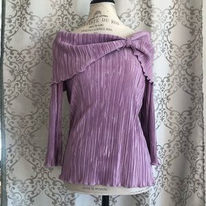 M/L Off the shoulder Lilac Blouse
